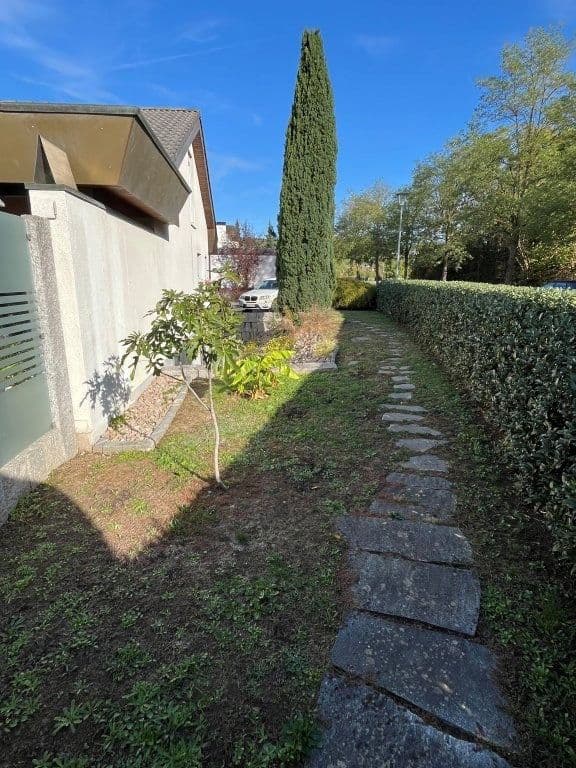 Predaj domu 237 m², pozemok 887 m², Rheinfelden (Baden), Bádensko-Wurttembersko Predaj domu 237 m², pozemok 887 m², Rheinfelden (Baden), Bádensko-Wurttembersko
