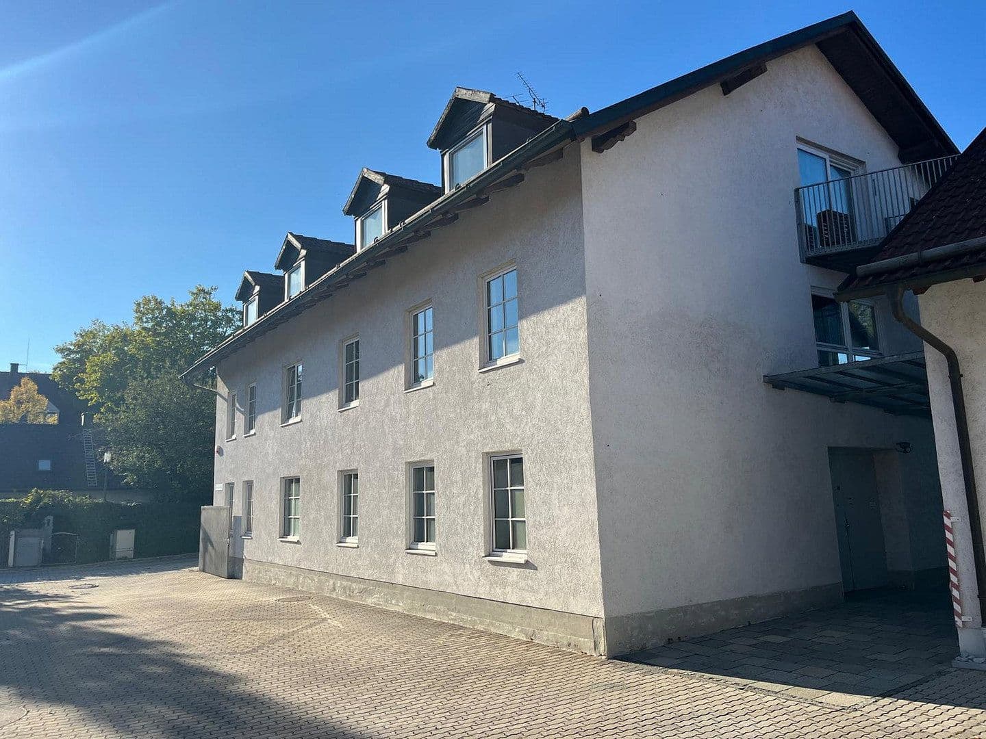 Prenájom kancelárie 133 m², Kirchenstraße 2, Feldkirchen, Bavorsko Prenájom kancelárie 133 m², Kirchenstraße 2, Feldkirchen, Bavorsko