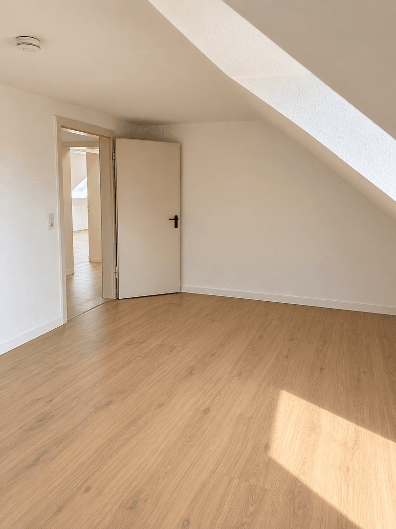 Prenájom bytu 3-izbový 90 m², Augustastraße 41, Witten, Severné Porýnie - Westfálsko Prenájom bytu 3-izbový 90 m², Augustastraße 41, Witten, Severné Porýnie - Westfálsko