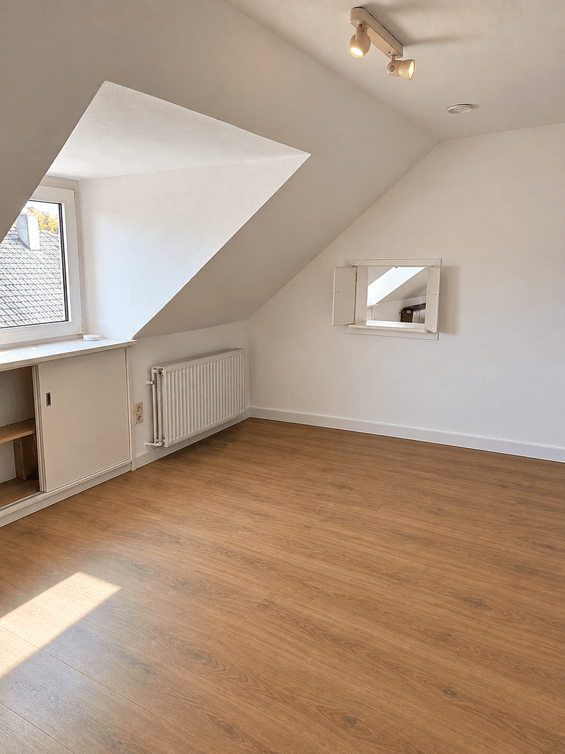 Prenájom bytu 3-izbový 90 m², Augustastraße 41, Witten, Severné Porýnie - Westfálsko Prenájom bytu 3-izbový 90 m², Augustastraße 41, Witten, Severné Porýnie - Westfálsko