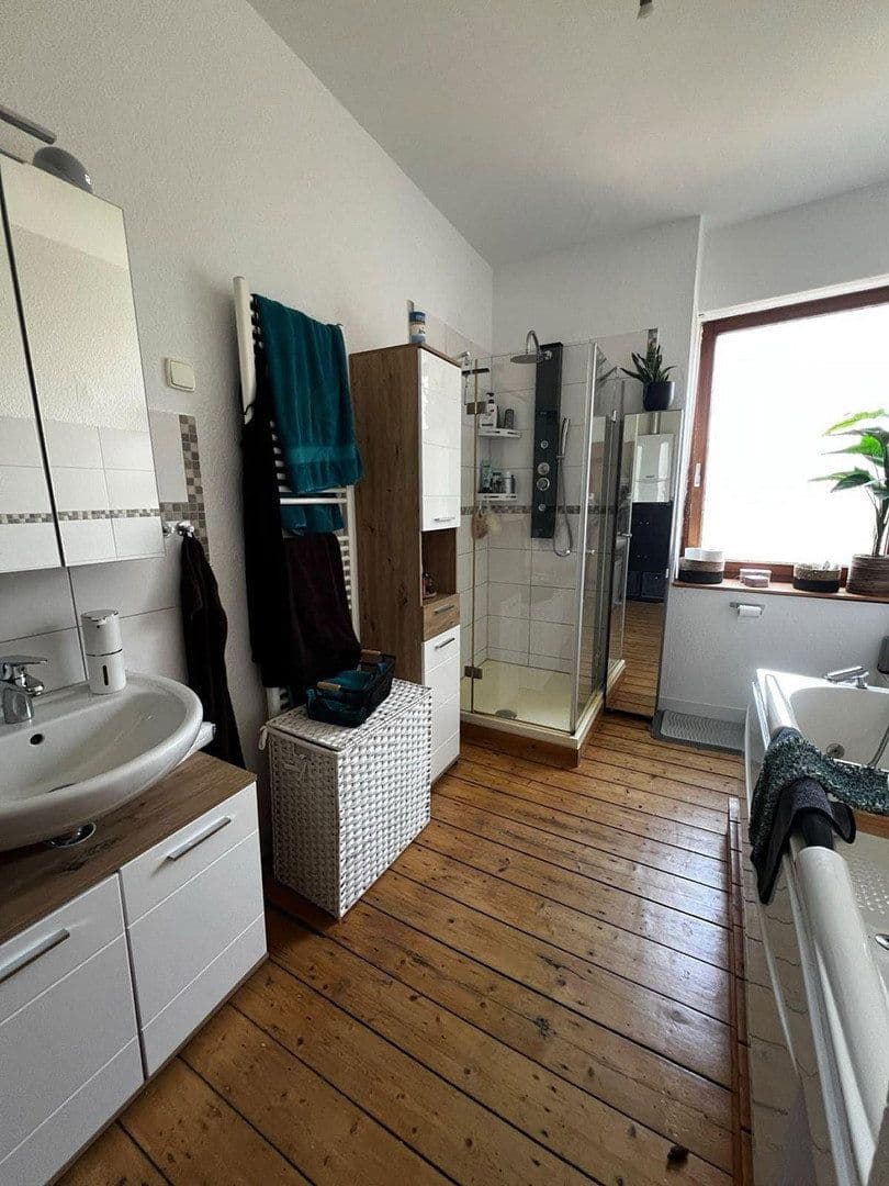Predaj domu 421 m², pozemok 571 m², Steinstraße 15, Herne, Severné Porýnie - Westfálsko Predaj domu 421 m², pozemok 571 m², Steinstraße 15, Herne, Severné Porýnie - Westfálsko