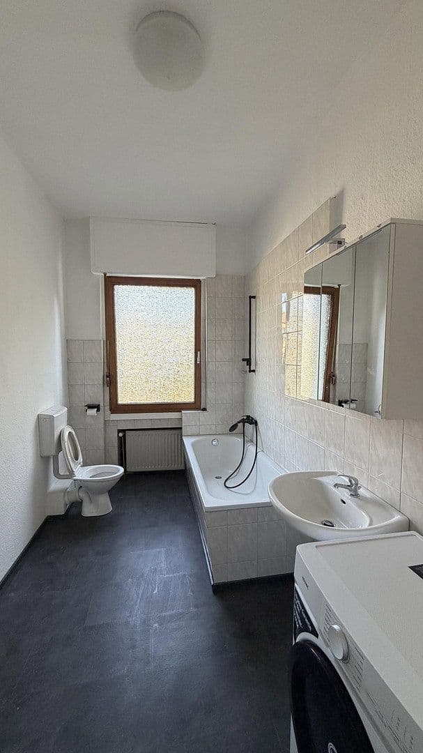 Predaj domu 421 m², pozemok 571 m², Steinstraße 15, Herne, Severné Porýnie - Westfálsko Predaj domu 421 m², pozemok 571 m², Steinstraße 15, Herne, Severné Porýnie - Westfálsko