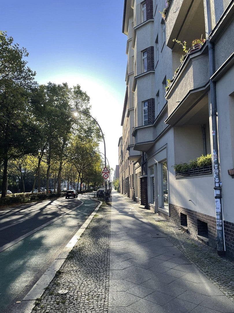 Predaj bytu 4-izbový 89 m², Wichertstrasse 21, Berlin, Berlín Predaj bytu 4-izbový 89 m², Wichertstrasse 21, Berlin, Berlín