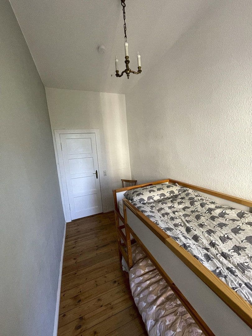 Predaj bytu 4-izbový 89 m², Wichertstrasse 21, Berlin, Berlín Predaj bytu 4-izbový 89 m², Wichertstrasse 21, Berlin, Berlín
