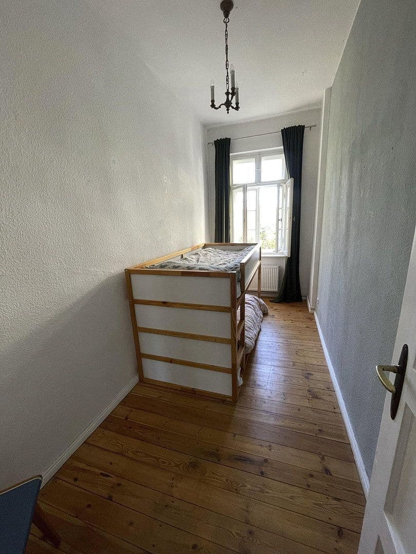 Predaj bytu 4-izbový 89 m², Wichertstrasse 21, Berlin, Berlín Predaj bytu 4-izbový 89 m², Wichertstrasse 21, Berlin, Berlín