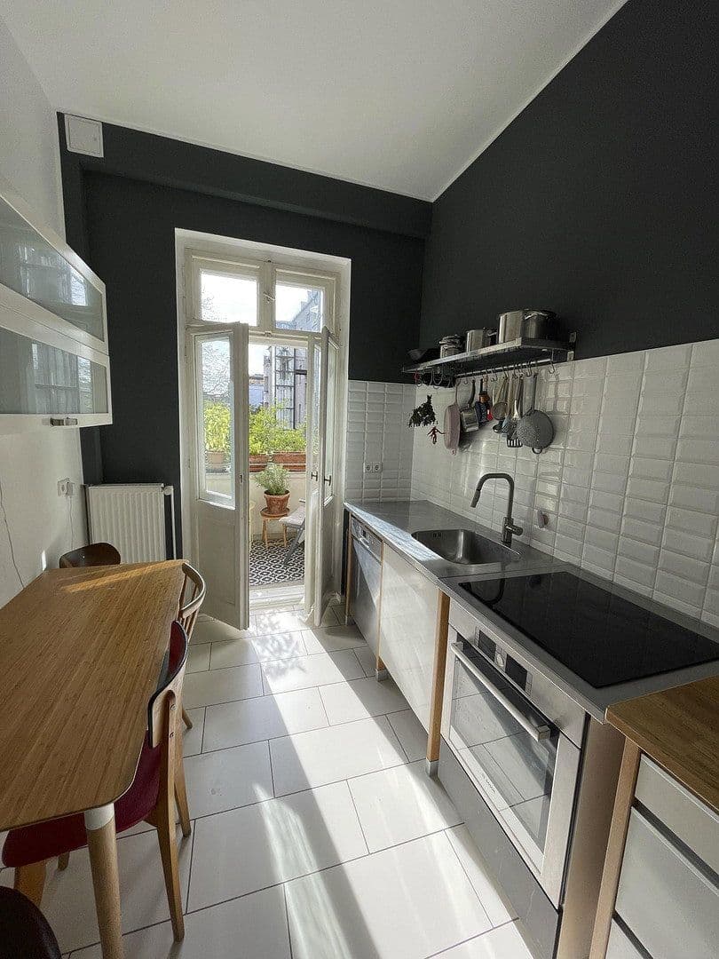 Predaj bytu 4-izbový 89 m², Wichertstrasse 21, Berlin, Berlín Predaj bytu 4-izbový 89 m², Wichertstrasse 21, Berlin, Berlín