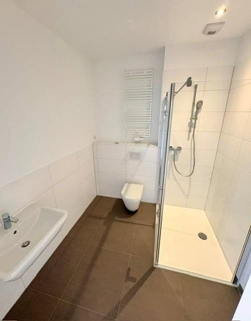 Prenájom domu 145 m², pozemok 115 m², Stein, Bavorsko Prenájom domu 145 m², pozemok 115 m², Stein, Bavorsko
