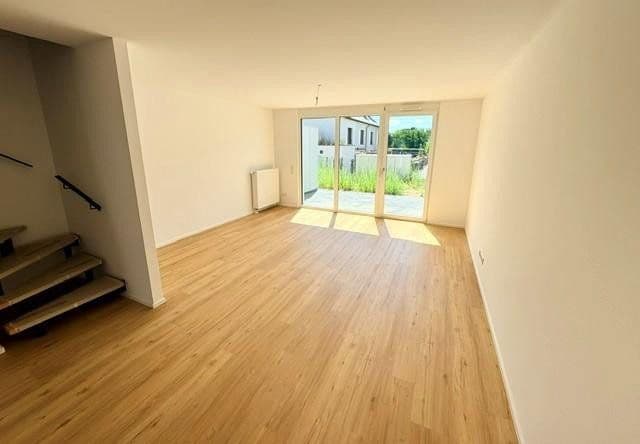 Prenájom domu 145 m², pozemok 115 m², Stein, Bavorsko Prenájom domu 145 m², pozemok 115 m², Stein, Bavorsko