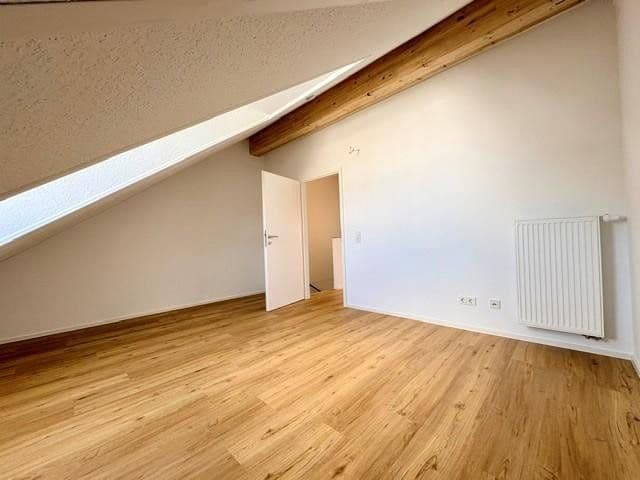 Prenájom domu 145 m², pozemok 115 m², Stein, Bavorsko Prenájom domu 145 m², pozemok 115 m², Stein, Bavorsko