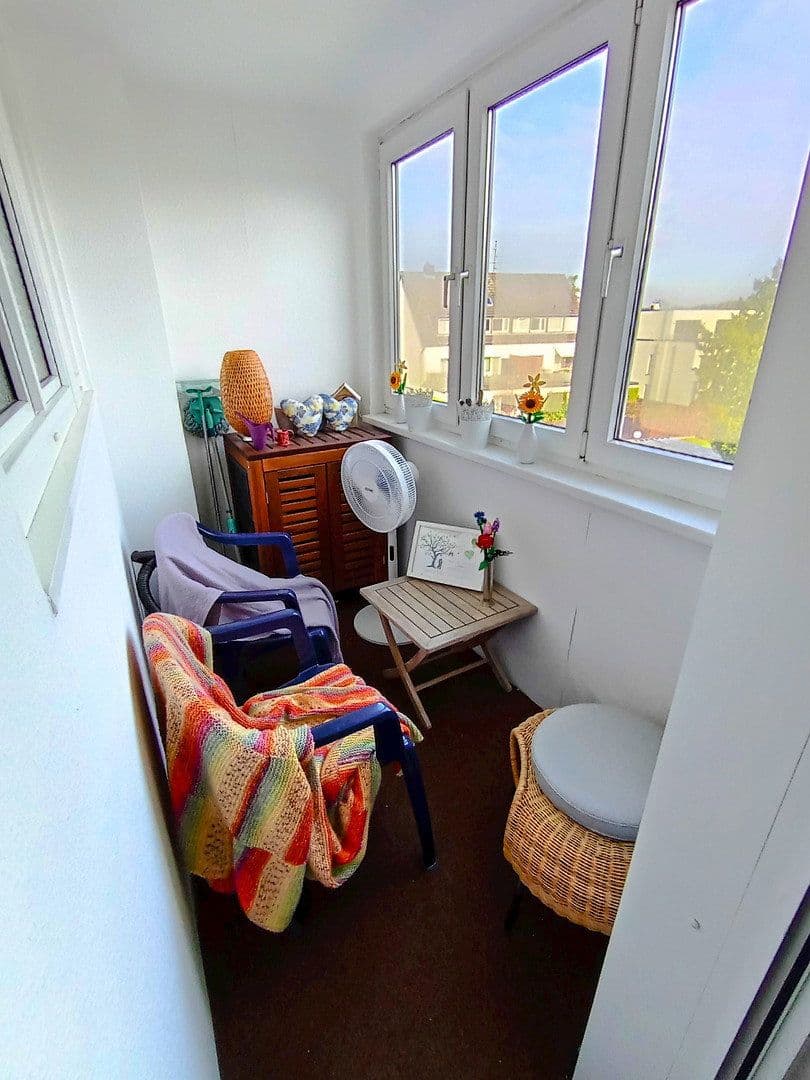 Prenájom bytu 3-izbový 75 m², Köln, Severné Porýnie - Westfálsko Prenájom bytu 3-izbový 75 m², Köln, Severné Porýnie - Westfálsko