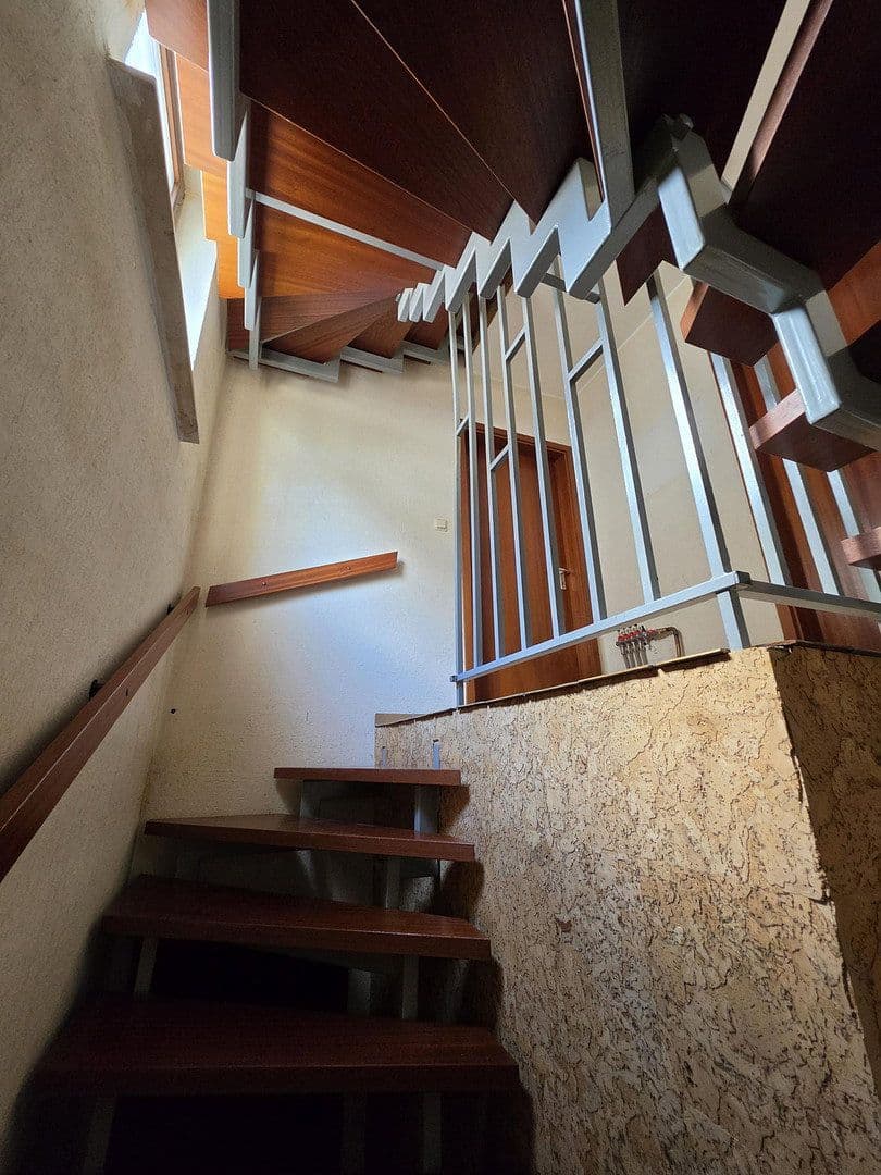 Predaj domu 134 m², pozemok 213 m², Bergisch Gladbach, Severné Porýnie - Westfálsko Predaj domu 134 m², pozemok 213 m², Bergisch Gladbach, Severné Porýnie - Westfálsko