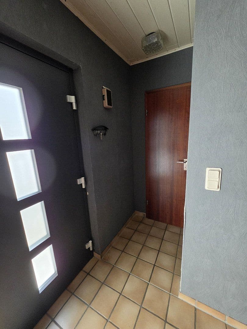 Predaj domu 134 m², pozemok 213 m², Bergisch Gladbach, Severné Porýnie - Westfálsko Predaj domu 134 m², pozemok 213 m², Bergisch Gladbach, Severné Porýnie - Westfálsko