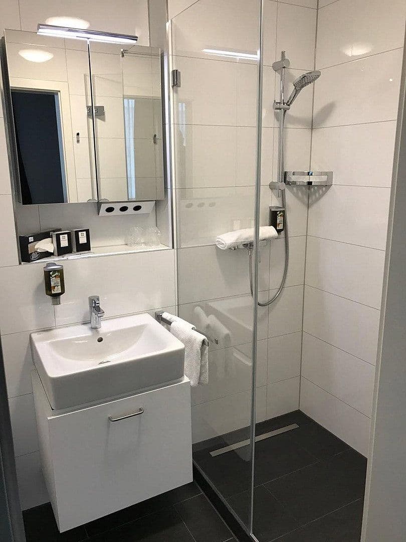 Prenájom bytu 1-izbový 33 m², Oststraße 24, Heilbronn, Bádensko-Wurttembersko Prenájom bytu 1-izbový 33 m², Oststraße 24, Heilbronn, Bádensko-Wurttembersko