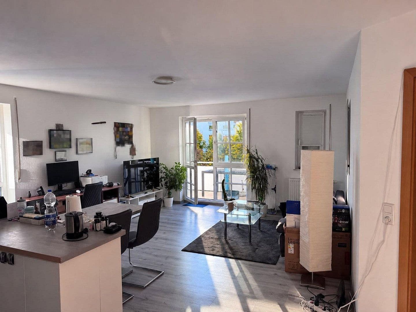 Prenájom bytu 2-izbový 53 m², Laupheim, Bádensko-Wurttembersko Prenájom bytu 2-izbový 53 m², Laupheim, Bádensko-Wurttembersko