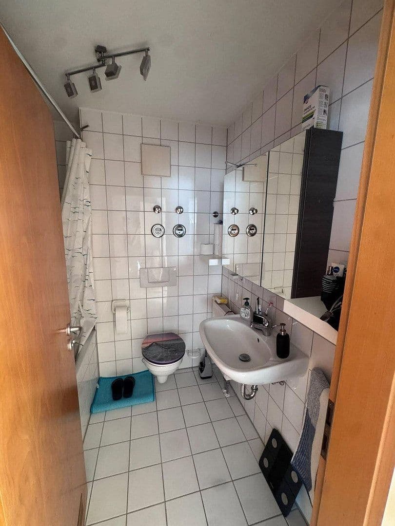 Prenájom bytu 2-izbový 53 m², Laupheim, Bádensko-Wurttembersko Prenájom bytu 2-izbový 53 m², Laupheim, Bádensko-Wurttembersko
