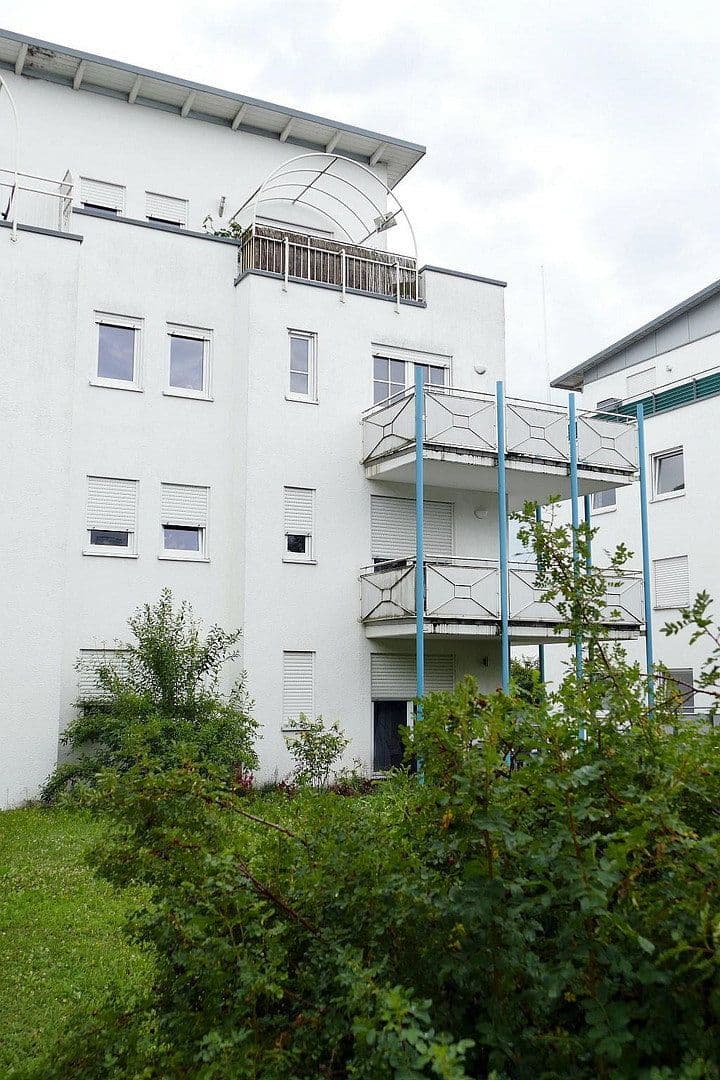 Prenájom bytu 2-izbový 53 m², Laupheim, Bádensko-Wurttembersko Prenájom bytu 2-izbový 53 m², Laupheim, Bádensko-Wurttembersko