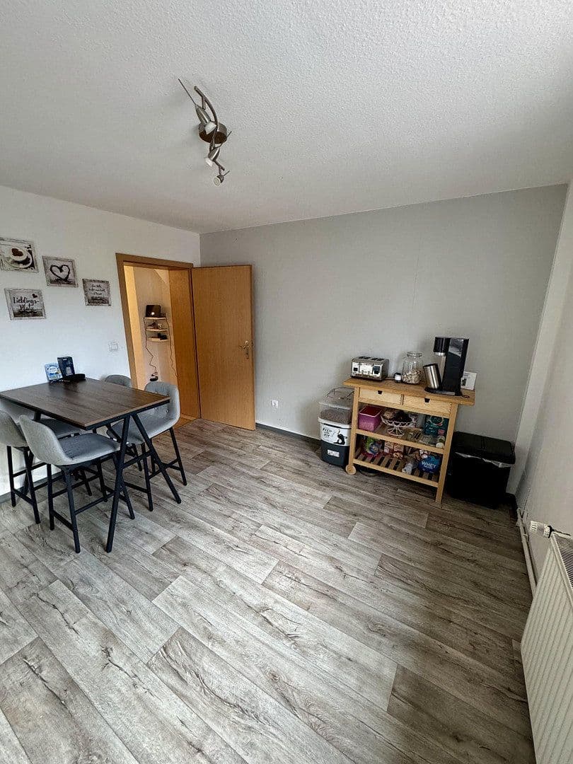 Prenájom bytu 3-izbový 90 m², Lindenstraße 10, Bodenfelde, Dolné Sasko Prenájom bytu 3-izbový 90 m², Lindenstraße 10, Bodenfelde, Dolné Sasko