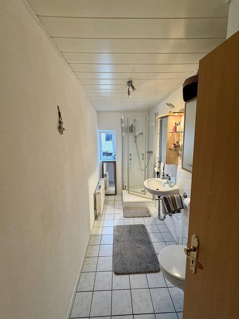 Prenájom bytu 3-izbový 90 m², Lindenstraße 10, Bodenfelde, Dolné Sasko Prenájom bytu 3-izbový 90 m², Lindenstraße 10, Bodenfelde, Dolné Sasko
