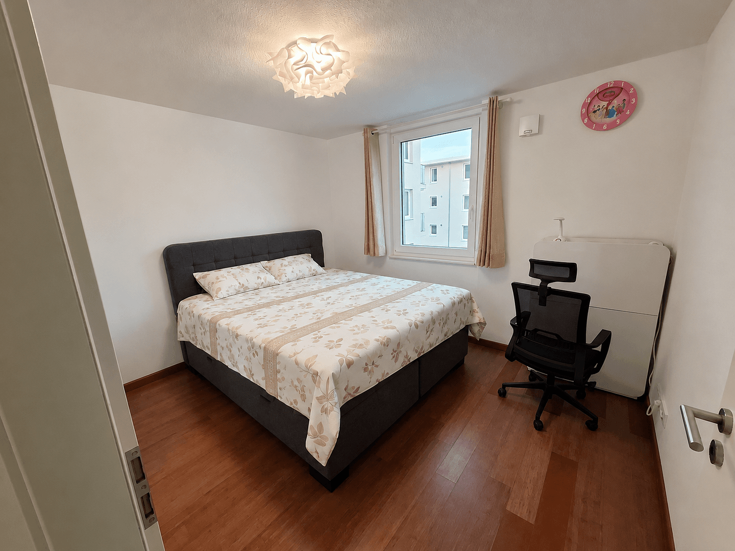 Predaj bytu 4-izbový 91 m², Frankfurt am Main, Hesensko Predaj bytu 4-izbový 91 m², Frankfurt am Main, Hesensko