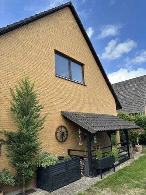 Predaj domu 180 m², pozemok 579 m², Gifhorn, Dolné Sasko Predaj domu 180 m², pozemok 579 m², Gifhorn, Dolné Sasko