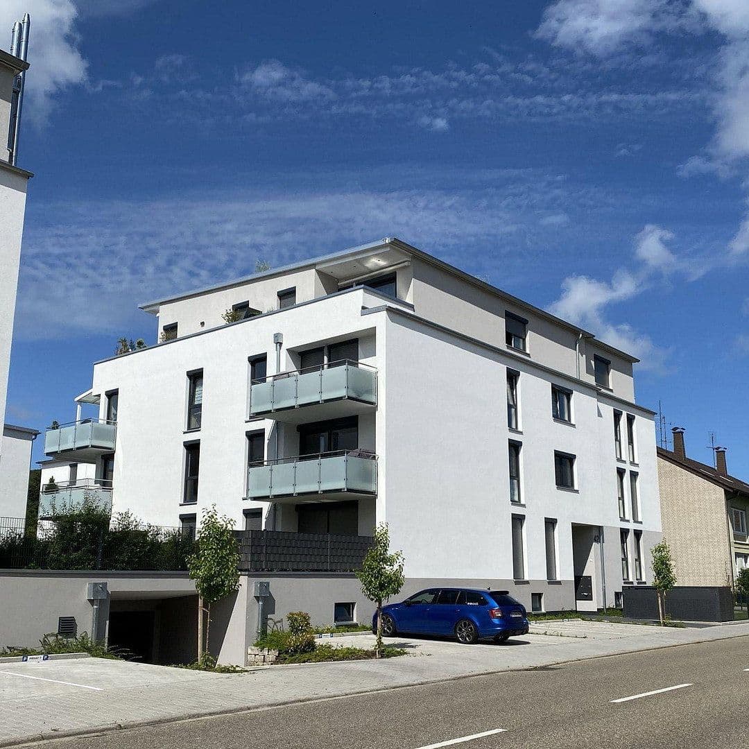 Prenájom bytu 3-izbový 102 m², Murgtalstr. 42, Gaggenau, Bádensko-Wurttembersko Prenájom bytu 3-izbový 102 m², Murgtalstr. 42, Gaggenau, Bádensko-Wurttembersko