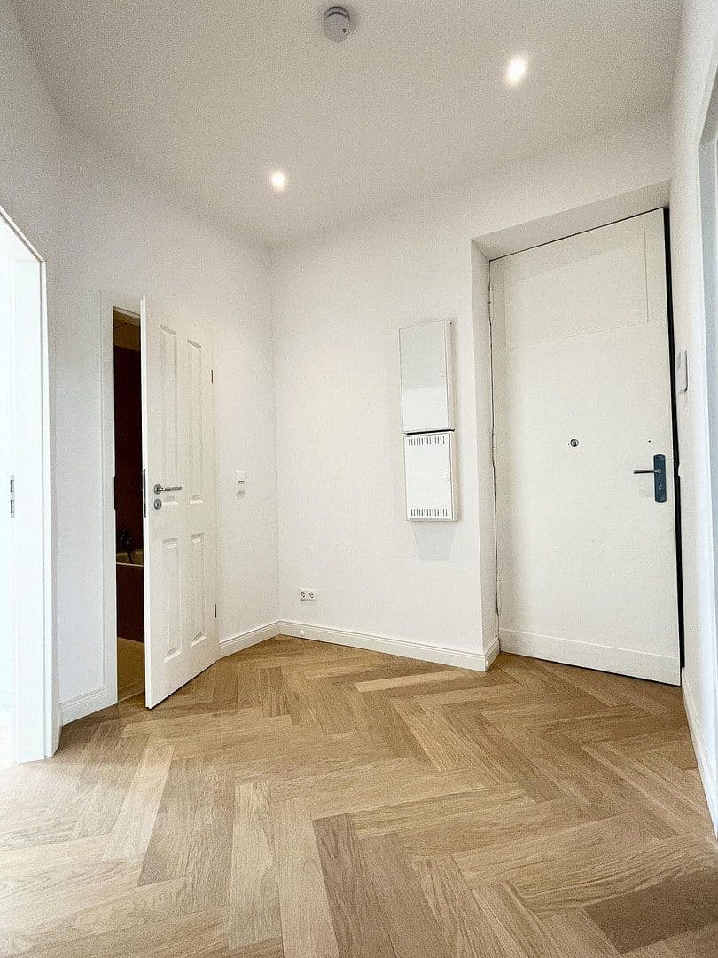 Prenájom bytu 3-izbový 59 m², Schöneberger Str. 9, Berlin, Berlín Prenájom bytu 3-izbový 59 m², Schöneberger Str. 9, Berlin, Berlín
