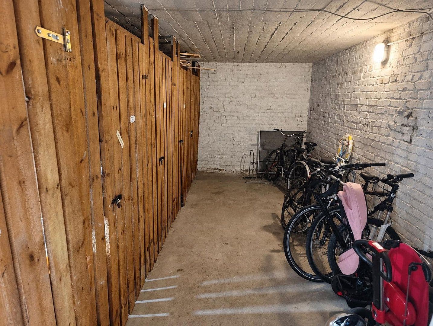 Predaj bytu 2-izbový 52 m², Friedrichsruher Straße 36, Berlin-Schmargendorf, Berlín Predaj bytu 2-izbový 52 m², Friedrichsruher Straße 36, Berlin-Schmargendorf, Berlín