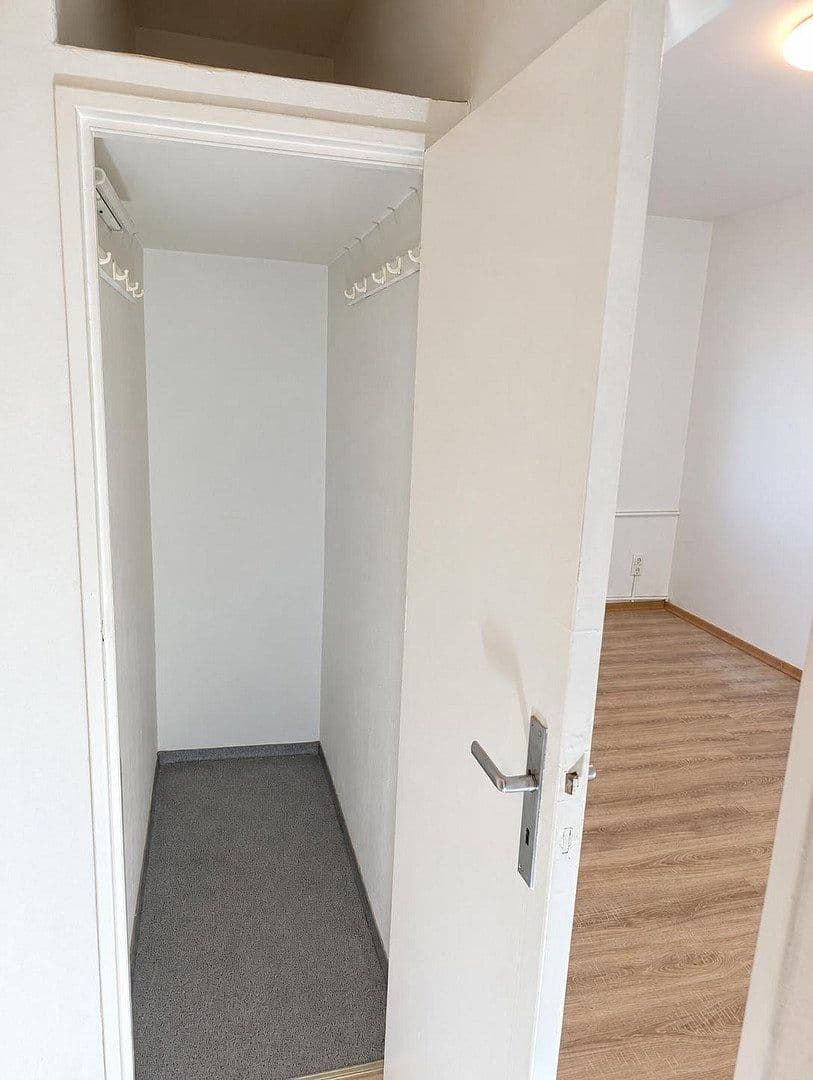 Predaj bytu 2-izbový 52 m², Friedrichsruher Straße 36, Berlin-Schmargendorf, Berlín Predaj bytu 2-izbový 52 m², Friedrichsruher Straße 36, Berlin-Schmargendorf, Berlín