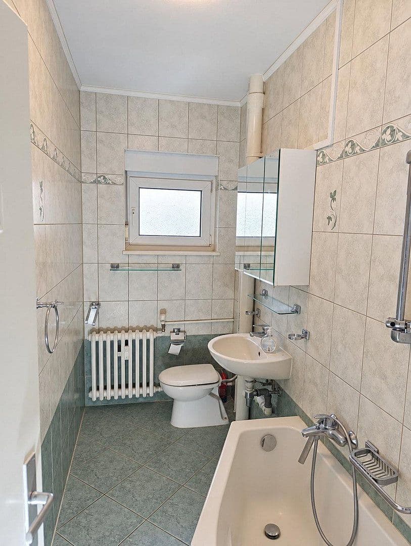 Predaj bytu 2-izbový 52 m², Friedrichsruher Straße 36, Berlin-Schmargendorf, Berlín Predaj bytu 2-izbový 52 m², Friedrichsruher Straße 36, Berlin-Schmargendorf, Berlín