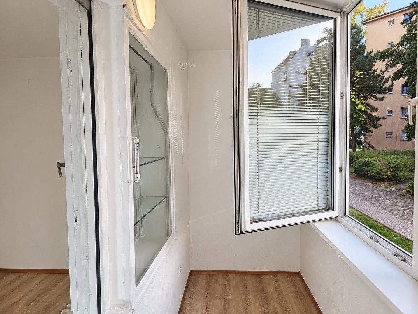 Predaj bytu 2-izbový 52 m², Friedrichsruher Straße 36, Berlin-Schmargendorf, Berlín Predaj bytu 2-izbový 52 m², Friedrichsruher Straße 36, Berlin-Schmargendorf, Berlín