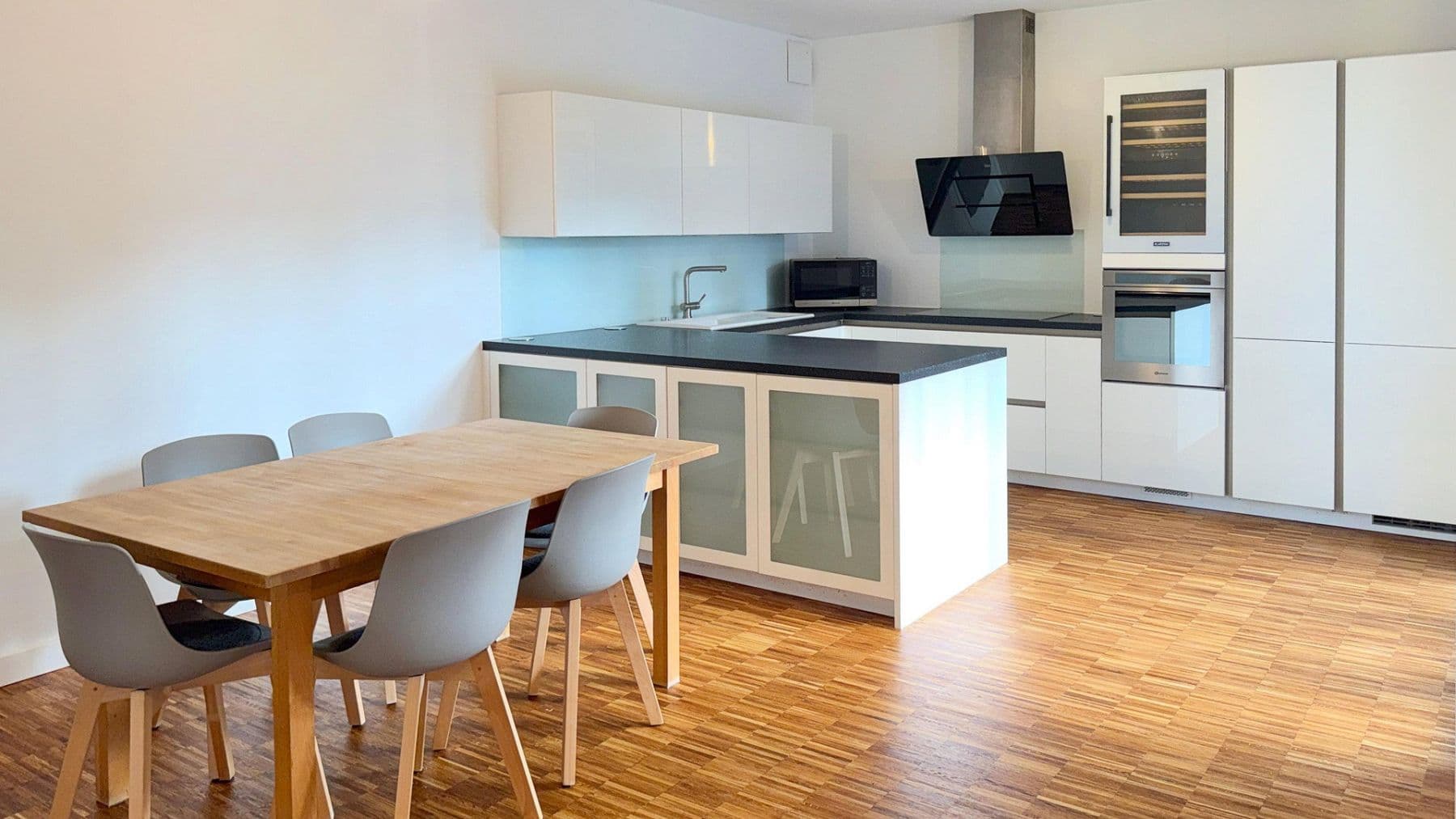 Predaj bytu 4-izbový 102 m², Jürgen-Töpfer-Str. 45, Hamburg, Hamburg Predaj bytu 4-izbový 102 m², Jürgen-Töpfer-Str. 45, Hamburg, Hamburg