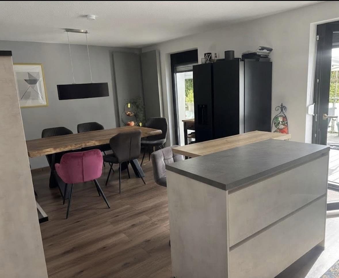 Predaj domu 140 m², pozemok 522 m², Quierschied, Sársko Predaj domu 140 m², pozemok 522 m², Quierschied, Sársko