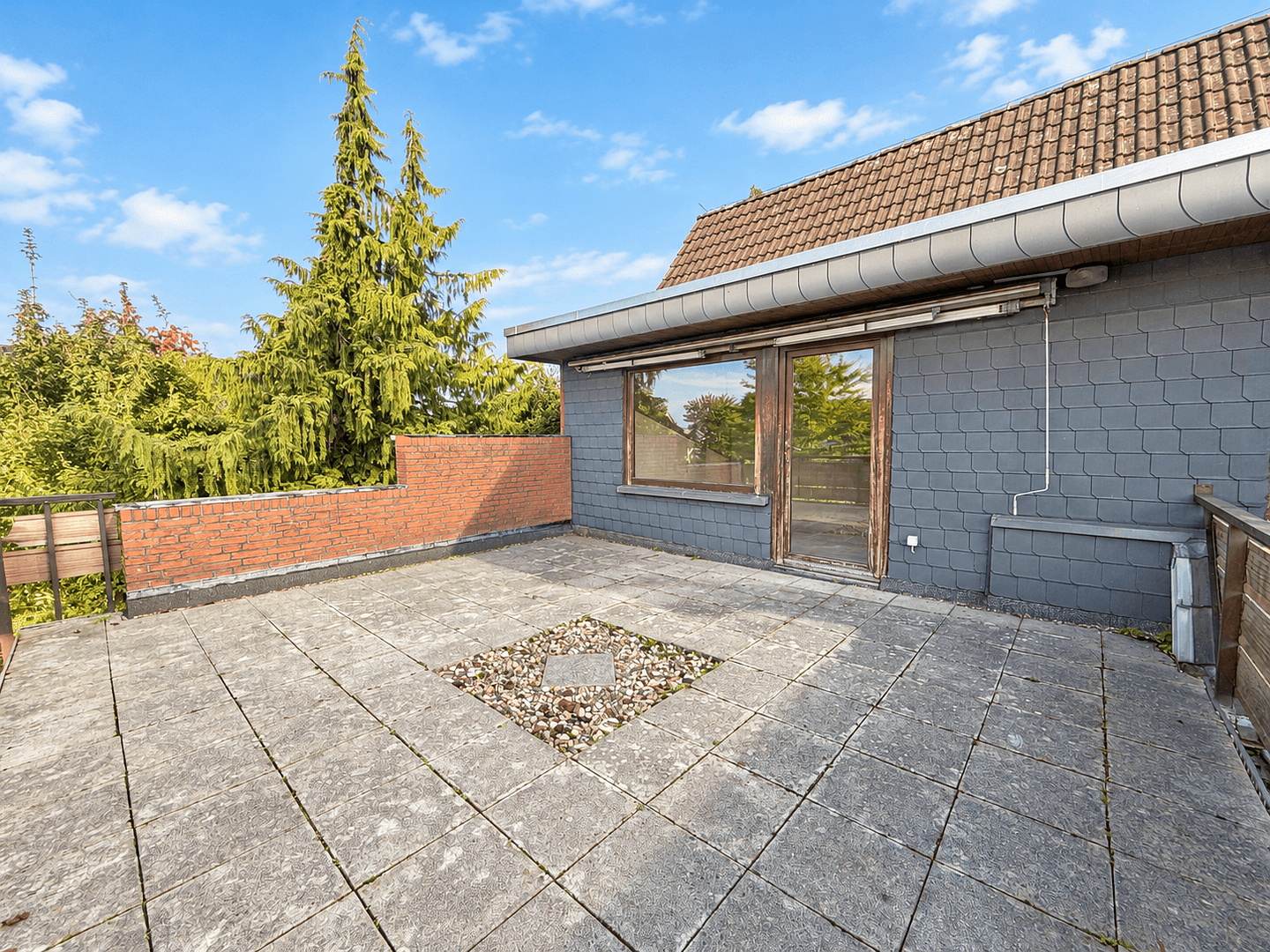 Predaj domu 204 m², pozemok 412 m², Weyhe, Dolné Sasko Predaj domu 204 m², pozemok 412 m², Weyhe, Dolné Sasko