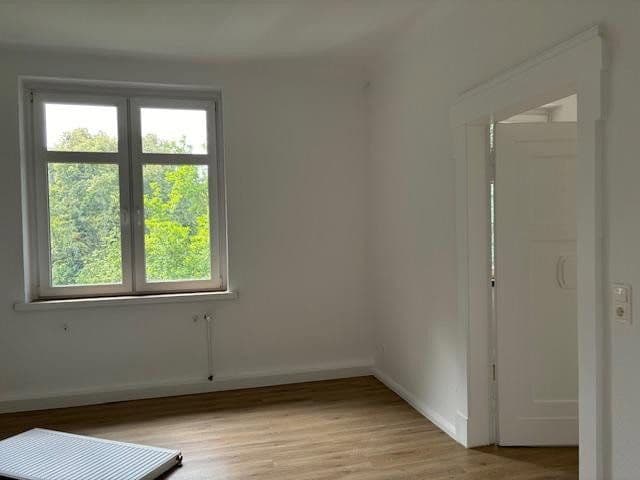 Prenájom bytu 4-izbový 104 m², Einbeck, Dolné Sasko Prenájom bytu 4-izbový 104 m², Einbeck, Dolné Sasko