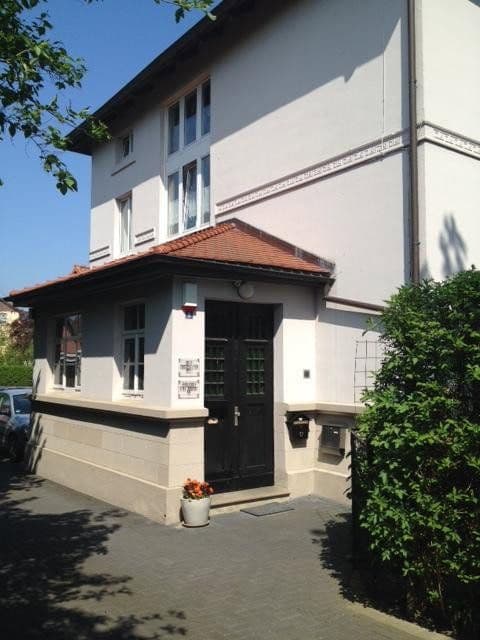 Prenájom bytu 4-izbový 104 m², Einbeck, Dolné Sasko Prenájom bytu 4-izbový 104 m², Einbeck, Dolné Sasko
