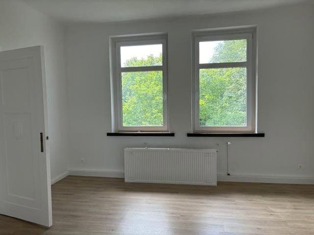 Prenájom bytu 4-izbový 104 m², Einbeck, Dolné Sasko Prenájom bytu 4-izbový 104 m², Einbeck, Dolné Sasko