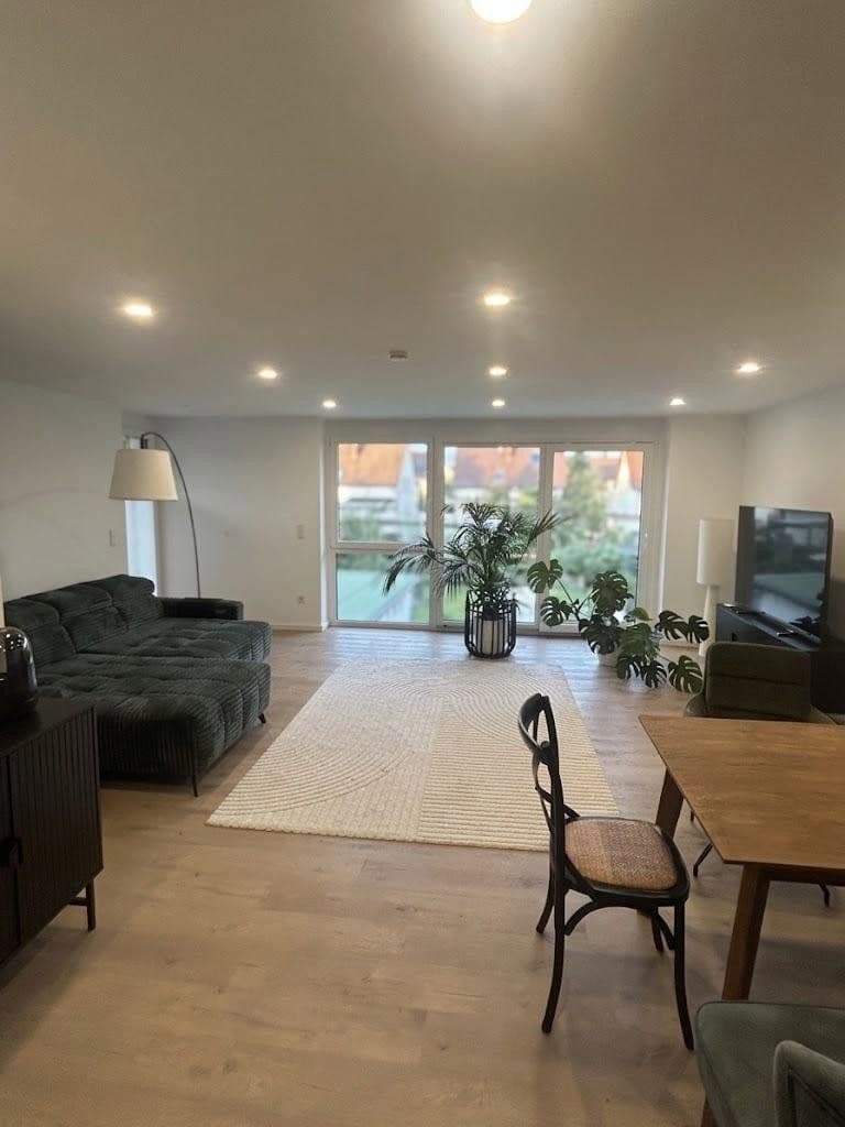 Predaj bytu 3-izbový 93 m², Hockenheim, Bádensko-Wurttembersko Predaj bytu 3-izbový 93 m², Hockenheim, Bádensko-Wurttembersko