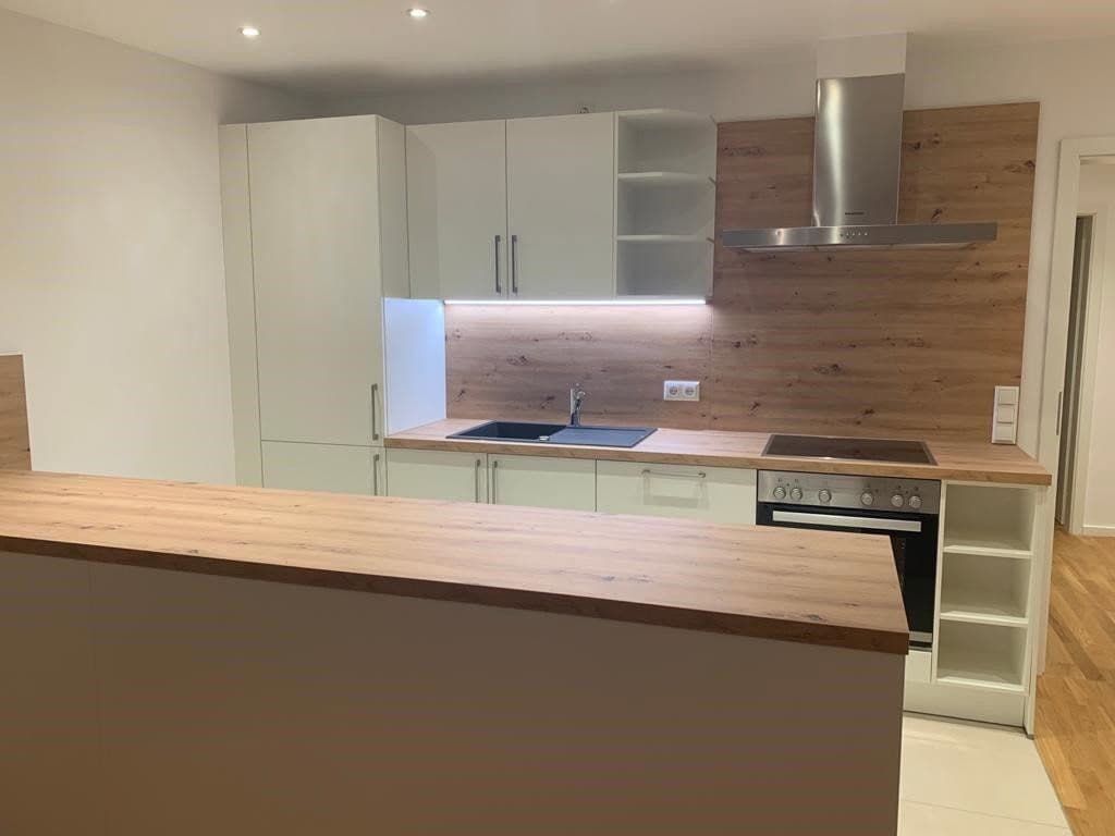 Prenájom bytu 3-izbový 96 m², Aschaffstraße 16, Aschaffenburg, Bavorsko Prenájom bytu 3-izbový 96 m², Aschaffstraße 16, Aschaffenburg, Bavorsko