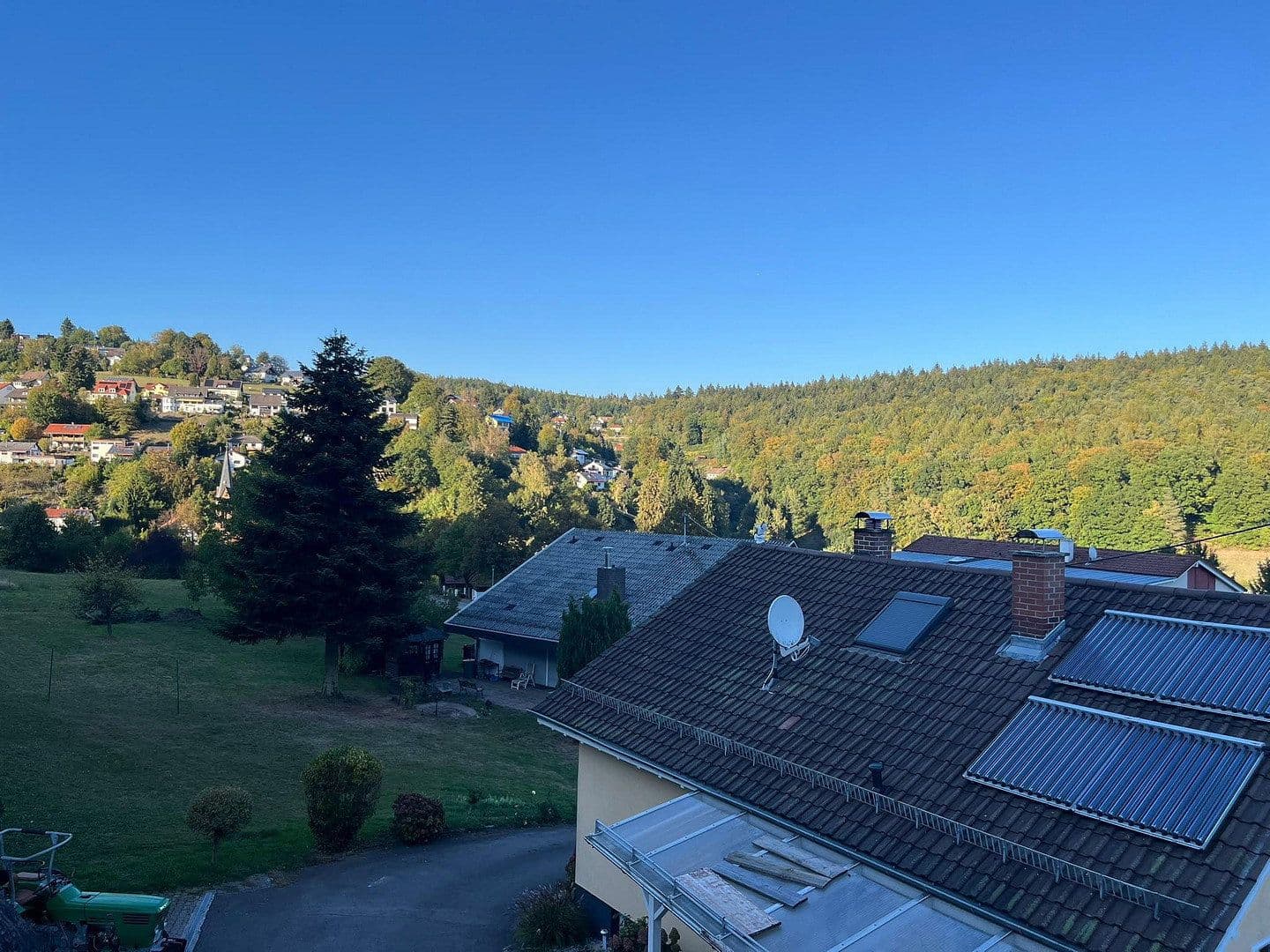 Prenájom bytu 3-izbový 87 m², Johann-Wilhelm-Straße 86, Wilhelmsfeld, Bádensko-Wurttembersko Prenájom bytu 3-izbový 87 m², Johann-Wilhelm-Straße 86, Wilhelmsfeld, Bádensko-Wurttembersko