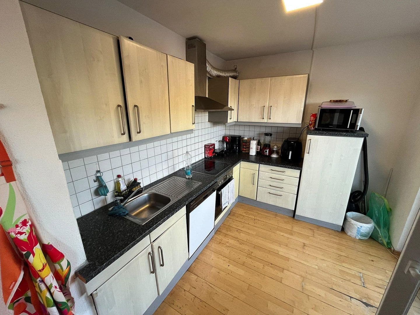 Prenájom bytu 3-izbový 87 m², Johann-Wilhelm-Straße 86, Wilhelmsfeld, Bádensko-Wurttembersko Prenájom bytu 3-izbový 87 m², Johann-Wilhelm-Straße 86, Wilhelmsfeld, Bádensko-Wurttembersko
