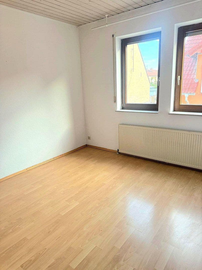 Prenájom bytu 3-izbový 83 m², Kirchenstraße 34, Beindersheim, Porýnie-Falcko Prenájom bytu 3-izbový 83 m², Kirchenstraße 34, Beindersheim, Porýnie-Falcko