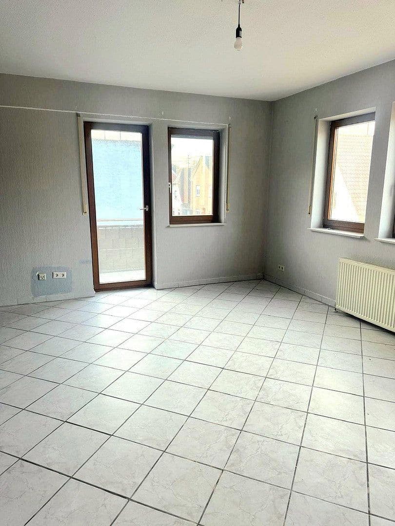 Prenájom bytu 3-izbový 83 m², Kirchenstraße 34, Beindersheim, Porýnie-Falcko Prenájom bytu 3-izbový 83 m², Kirchenstraße 34, Beindersheim, Porýnie-Falcko