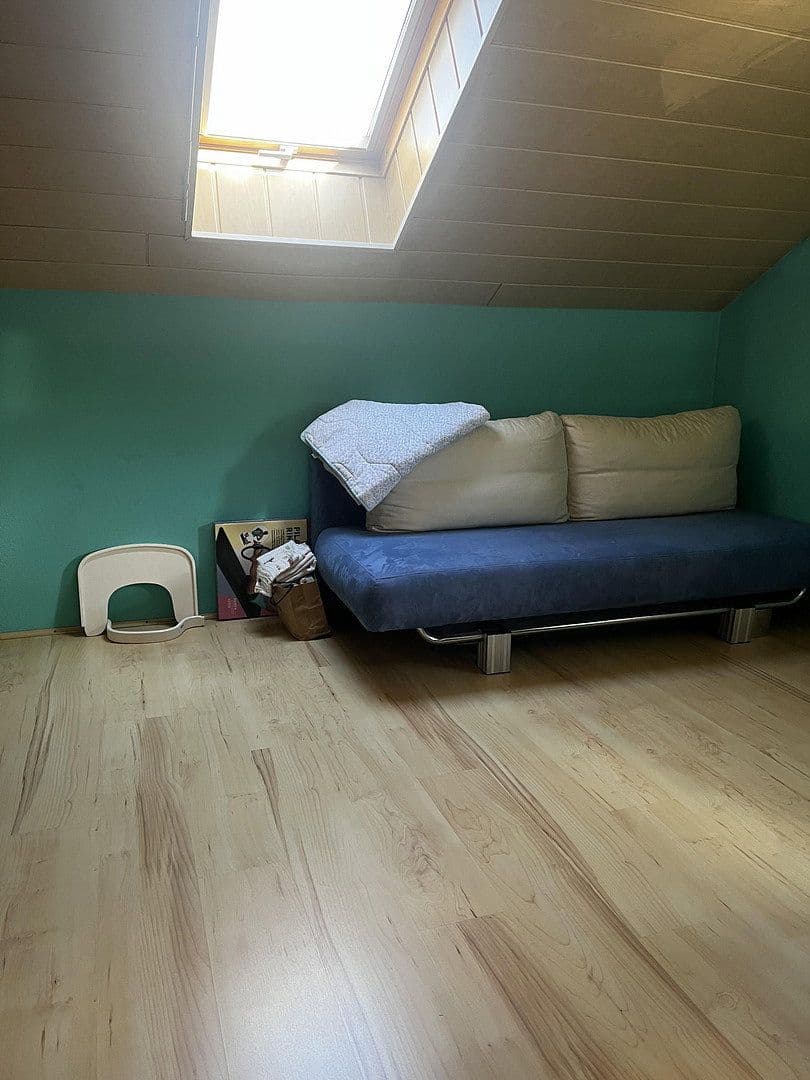 Predaj domu 123 m², pozemok 468 m², Eggenstein-Leopoldshafen, Bádensko-Wurttembersko Predaj domu 123 m², pozemok 468 m², Eggenstein-Leopoldshafen, Bádensko-Wurttembersko