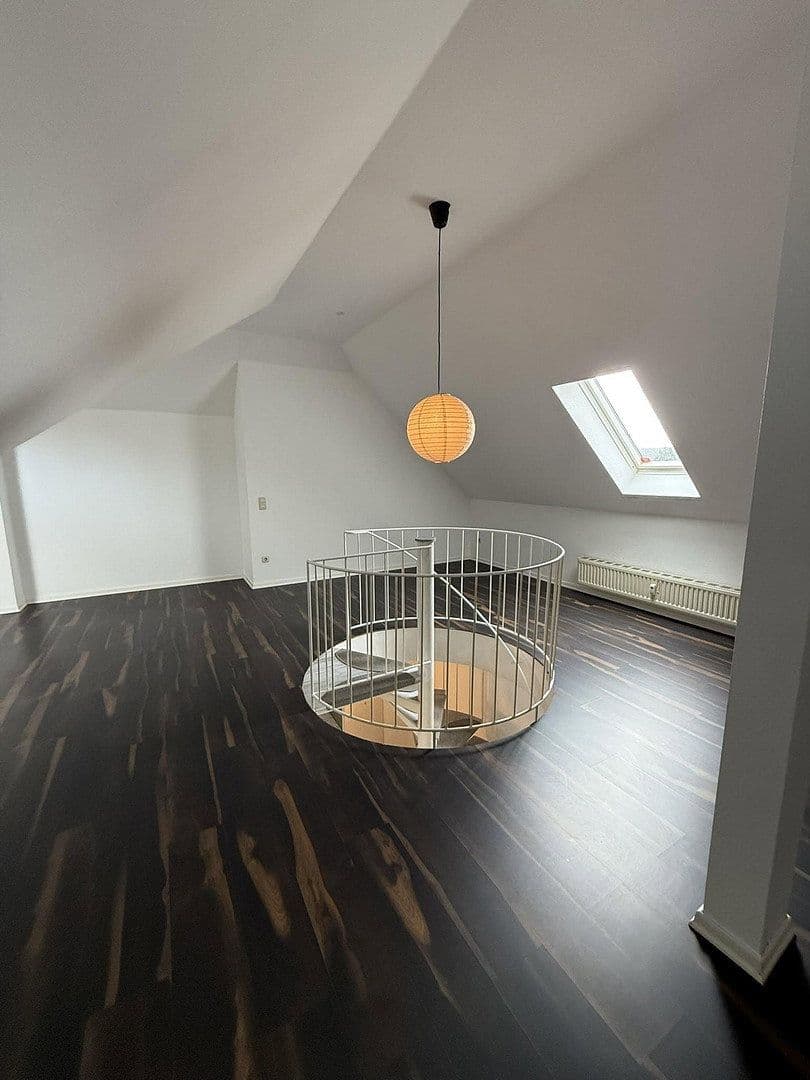 Prenájom bytu 2-izbový 72 m², Konrad-Thomas-Strasse 4, Grevenbroich, Severné Porýnie - Westfálsko Prenájom bytu 2-izbový 72 m², Konrad-Thomas-Strasse 4, Grevenbroich, Severné Porýnie - Westfálsko