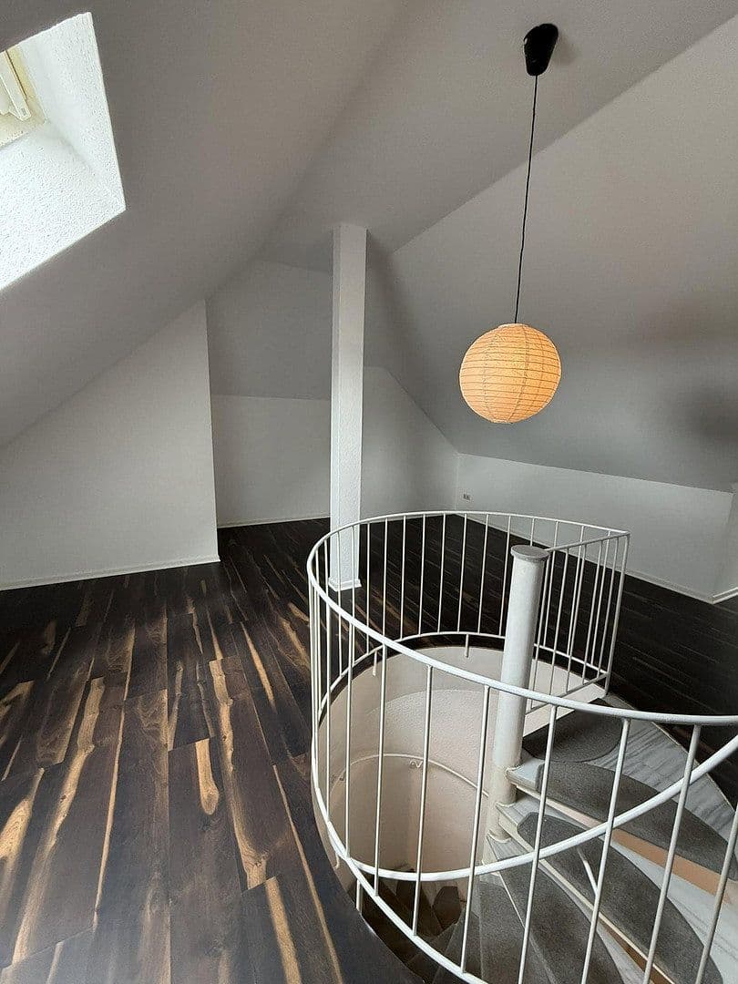 Prenájom bytu 2-izbový 72 m², Konrad-Thomas-Strasse 4, Grevenbroich, Severné Porýnie - Westfálsko Prenájom bytu 2-izbový 72 m², Konrad-Thomas-Strasse 4, Grevenbroich, Severné Porýnie - Westfálsko