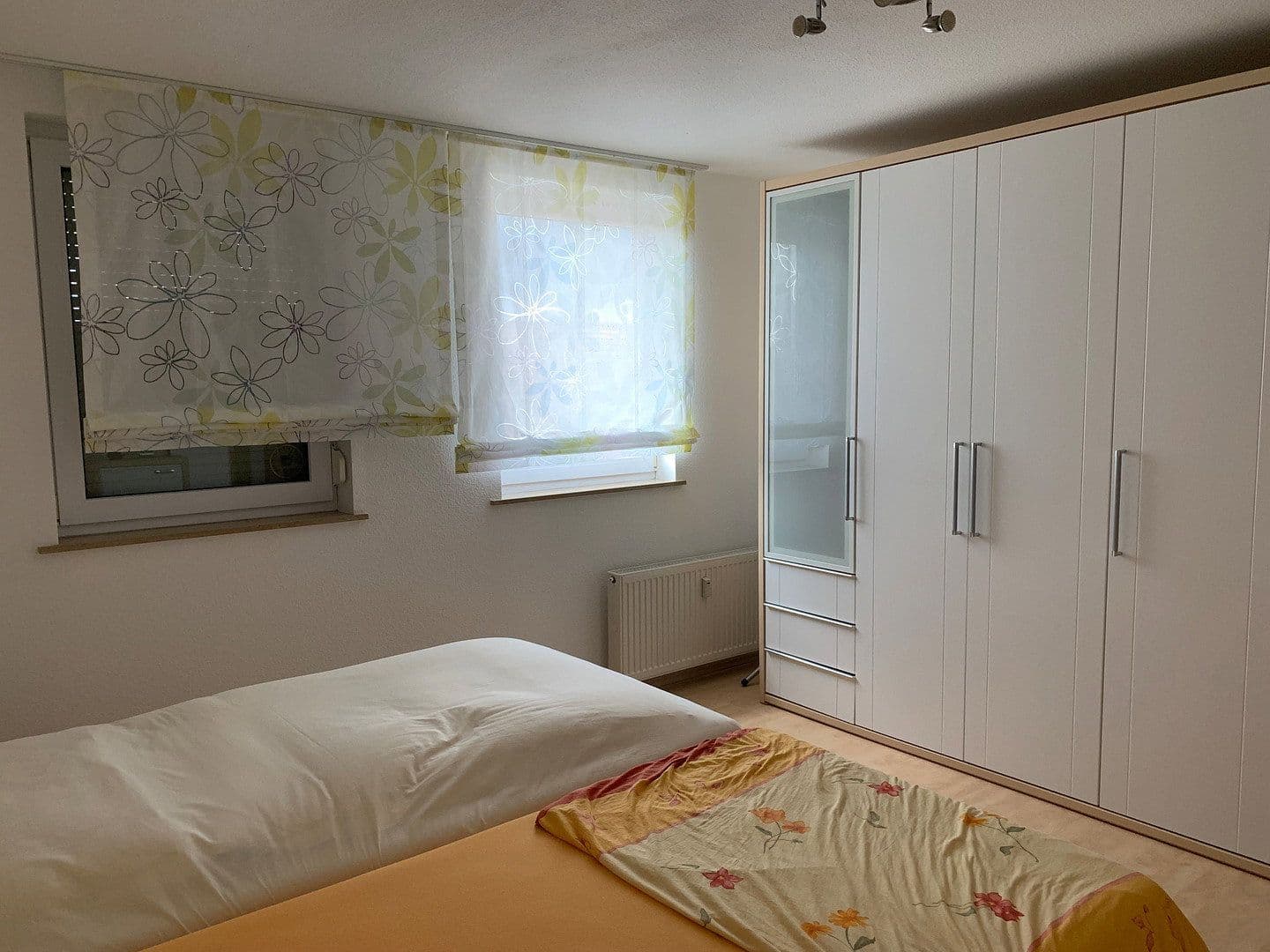 Prenájom bytu 3-izbový 100 m², Wilhermsdorf, Bavorsko Prenájom bytu 3-izbový 100 m², Wilhermsdorf, Bavorsko