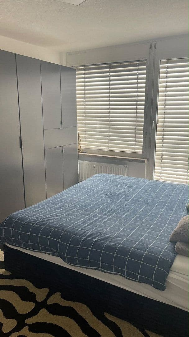 Prenájom bytu 2-izbový 75 m², Stuttgart-Wangen, Bádensko-Wurttembersko Prenájom bytu 2-izbový 75 m², Stuttgart-Wangen, Bádensko-Wurttembersko