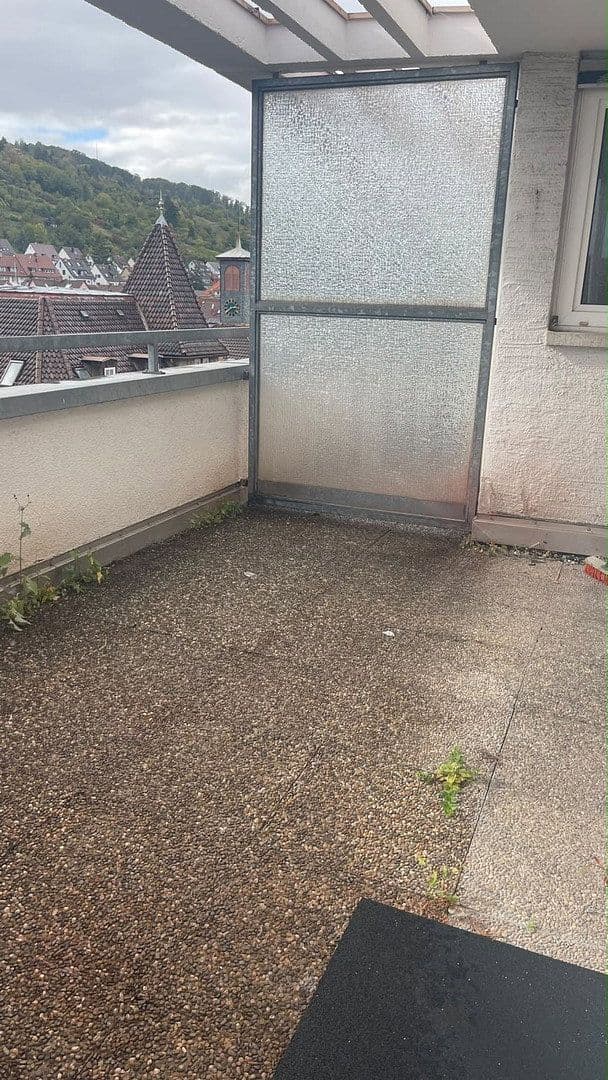 Prenájom bytu 2-izbový 75 m², Stuttgart-Wangen, Bádensko-Wurttembersko Prenájom bytu 2-izbový 75 m², Stuttgart-Wangen, Bádensko-Wurttembersko