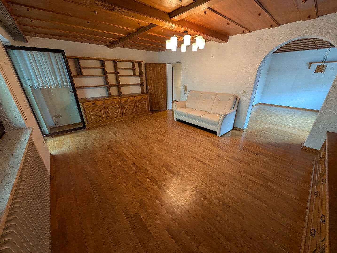 Predaj domu 195 m², pozemok 1.181 m², Mozartstraße 1, Au in der Hallertau, Bavorsko Predaj domu 195 m², pozemok 1.181 m², Mozartstraße 1, Au in der Hallertau, Bavorsko