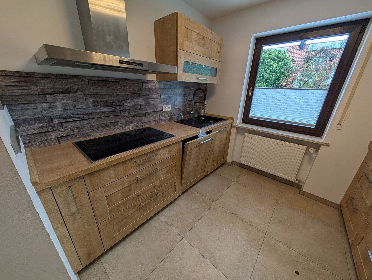 Predaj domu 195 m², pozemok 1.181 m², Mozartstraße 1, Au in der Hallertau, Bavorsko Predaj domu 195 m², pozemok 1.181 m², Mozartstraße 1, Au in der Hallertau, Bavorsko